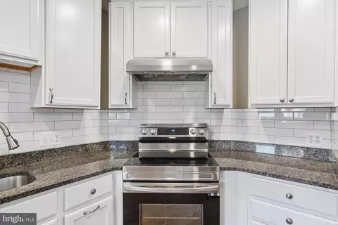 Kitchen - 1025 Hanson St, Annapolis, MD 21403 photo 1 of 5