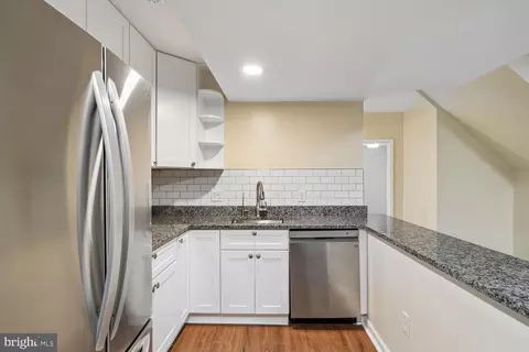 Kitchen - 1025 Hanson St, Annapolis, MD 21403 photo 5 of 5