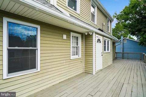 Exterior - 1025 Hanson St, Annapolis, MD 21403 photo 6 of 21