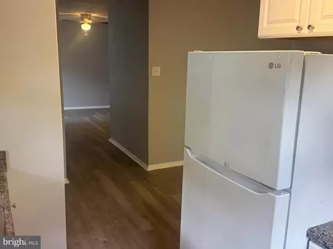 Entry Way - 634 Chapelgate Dr, Odenton, MD 21113 photo 2 of 2