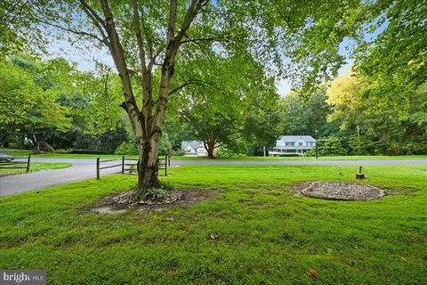Exterior - 284 Southland Ct, Dunkirk, MD 20754 photo 7 of 10