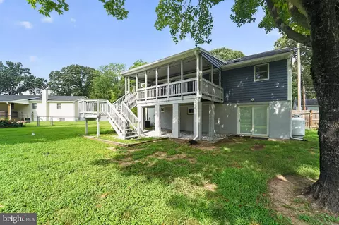 Exterior - 7849 Elizabeth Rd, Pasadena, MD 21122 photo 5 of 9