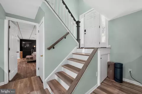 Entry Way - 7849 Elizabeth Rd, Pasadena, MD 21122 photo 5 of 5