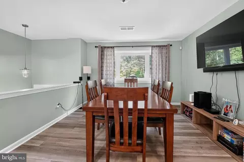 Dining - 7849 Elizabeth Rd, Pasadena, MD 21122 photo 2 of 2