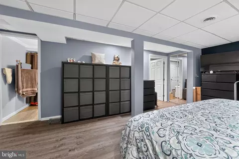 Bedroom - 7849 Elizabeth Rd, Pasadena, MD 21122 photo 5 of 6