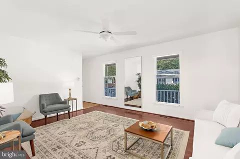 Living - 611 Marshall St, Deale, MD 20751 photo 1 of 3