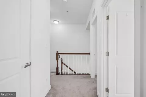Entry Way - 8227 White Star Xing, Pasadena, MD 21122 photo 18 of 20
