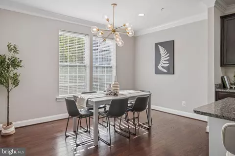 Dining - 8227 White Star Xing, Pasadena, MD 21122 photo 1 of 2