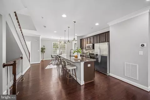 Entry Way - 8227 White Star Xing, Pasadena, MD 21122 photo 12 of 20