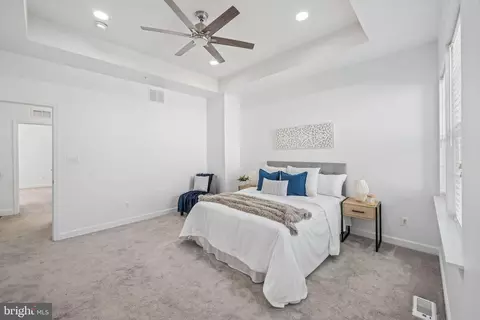Bedroom - 8227 White Star Xing, Pasadena, MD 21122 photo 4 of 5