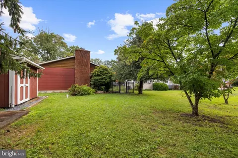 Exterior - 1689 Twickenham Rd, Pasadena, MD 21122 photo 7 of 7