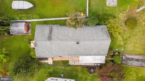 View/Area - 1689 Twickenham Rd, Pasadena, MD 21122 photo 4 of 20