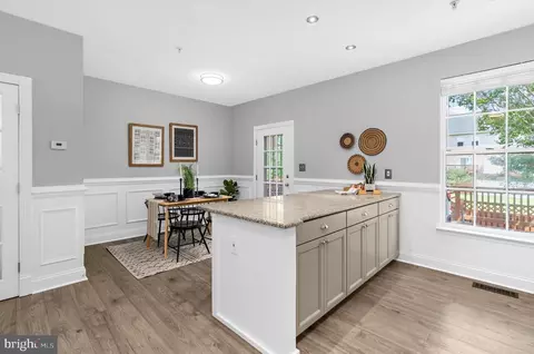267 Seneca Ter, Pasadena, MD 21122 photo 9