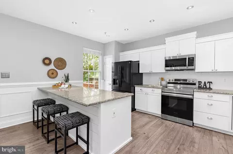 267 Seneca Ter, Pasadena, MD 21122 photo 8