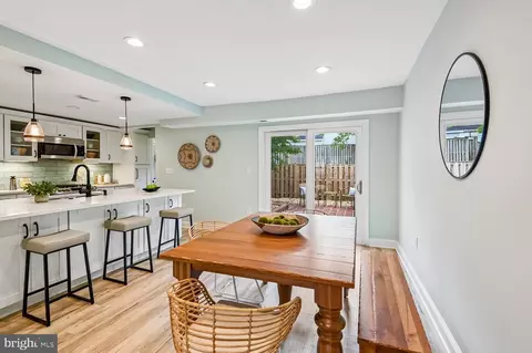 Dining - 1728 Whitfield Ct, Crofton, MD 21114 photo 2 of 4