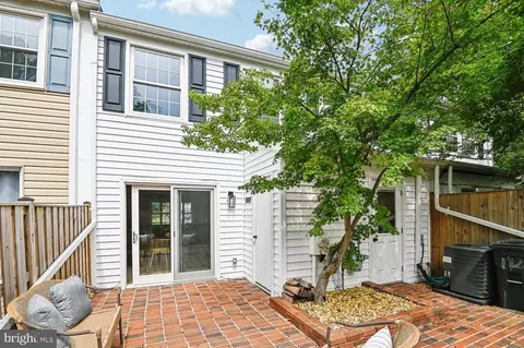 Exterior - 1728 Whitfield Ct, Crofton, MD 21114 photo 2 of 7