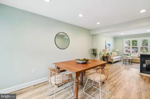 Dining - 1728 Whitfield Ct, Crofton, MD 21114 photo 3 of 4