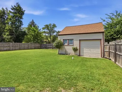 Exterior - 8176 Lea Rd, Pasadena, MD 21122 photo 4 of 4