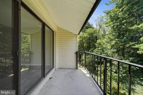 Exterior - 2572 Riva Rd #17B, Annapolis, MD 21401 photo 3 of 5