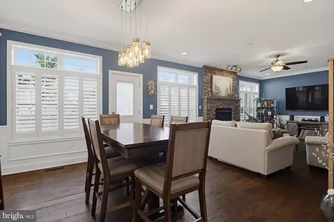 Dining - 3705 5th Ave, Edgewater, MD 21037 photo 2 of 2