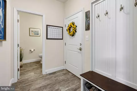 Entry Way - 3705 5th Ave, Edgewater, MD 21037 photo 4 of 4