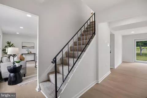 Entry Way - 984 Fall Circle Way, Gambrills, MD 21054 photo 4 of 6