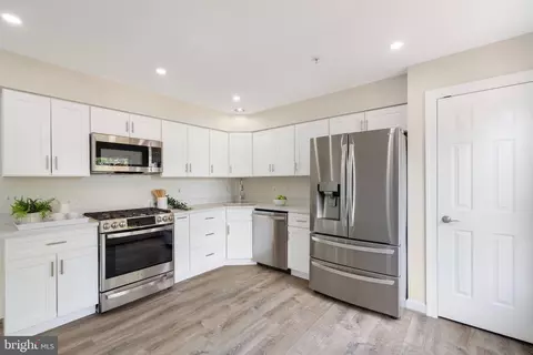 Kitchen - 3512 Hammerstone Rd, Laurel, MD 20724 photo 2 of 3