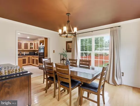 Dining - 308 Brookfield Rd, Pasadena, MD 21122 photo 1 of 2