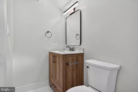 Bath - 282 Riverside Dr, Pasadena, MD 21122 photo 1 of 2