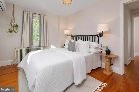 Bedroom - Undisclosed, Annapolis, MD 21401 photo 2 of 4
