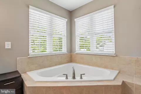 Other - 668 219th St, Pasadena, MD 21122 photo 6 of 10
