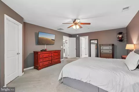 Bedroom - 668 219th St, Pasadena, MD 21122 photo 4 of 5
