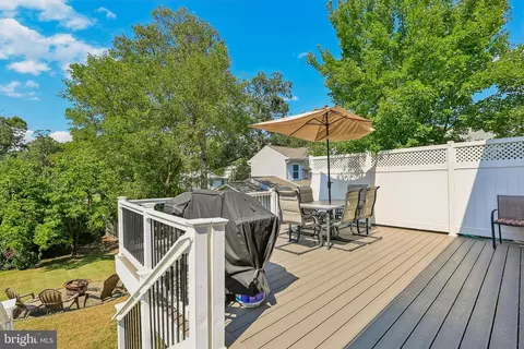 Exterior - 668 219th St, Pasadena, MD 21122 photo 3 of 8