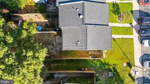 View/Area - 7930 Sutherland Ct, Pasadena, MD 21122 photo 2 of 13