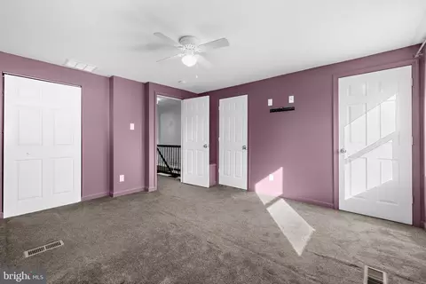 Entry Way - 7930 Sutherland Ct, Pasadena, MD 21122 photo 5 of 5