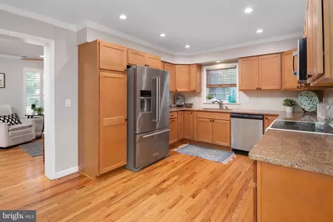Kitchen - 4733 Washington Ave, Shady Side, MD 20764 photo 2 of 2