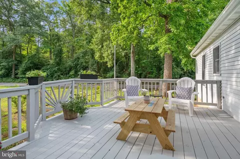 Exterior - 4733 Washington Ave, Shady Side, MD 20764 photo 5 of 12
