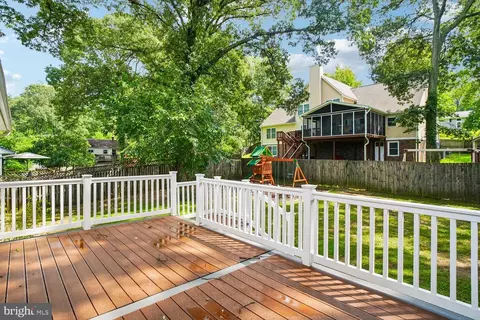 Exterior - 1164 Latrobe Dr, Annapolis, MD 21409 photo 4 of 10