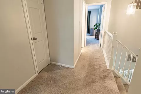 Entry Way - 2109 Commodore Ct, Odenton, MD 21113 photo 9 of 11