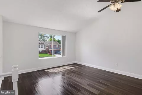Living - 1424 Boulder Ln, Hanover, MD 21076 photo 3 of 7