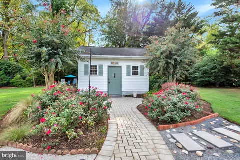 Exterior - 1197 Carrs Rd, Annapolis, MD 21409 photo 3 of 13