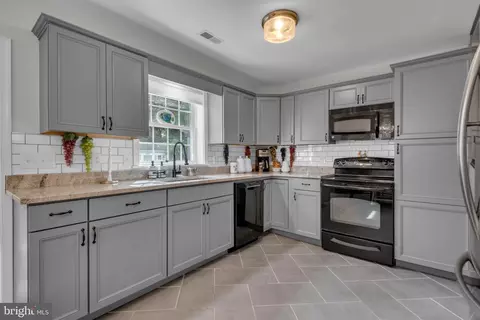 Kitchen - 1197 Carrs Rd, Annapolis, MD 21409 photo 1 of 4
