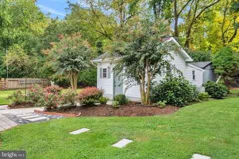 Exterior - 1197 Carrs Rd, Annapolis, MD 21409 photo 7 of 13