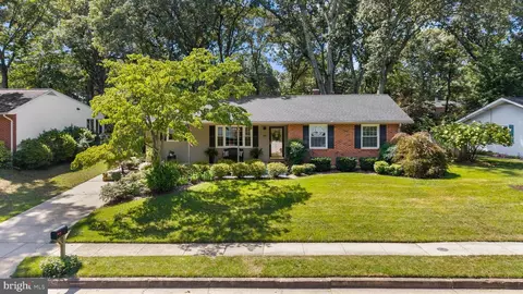 29 Severndale Rd, Severna Park, MD 21146