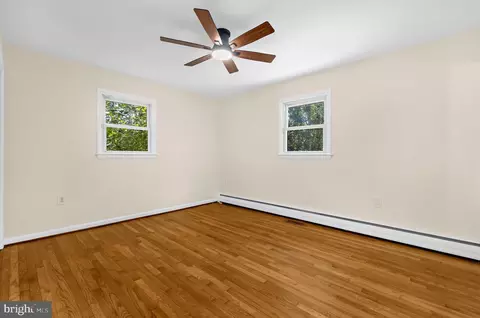 Bedroom - 577 Brock Bridge Rd, Laurel, MD 20724 photo 7 of 9