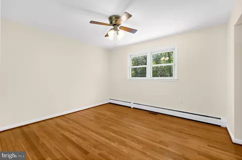 Bedroom - 577 Brock Bridge Rd, Laurel, MD 20724 photo 2 of 9