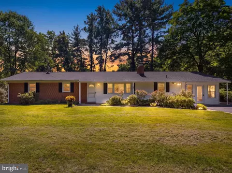 Exterior - 577 Brock Bridge Rd, Laurel, MD 20724 photo 2 of 8