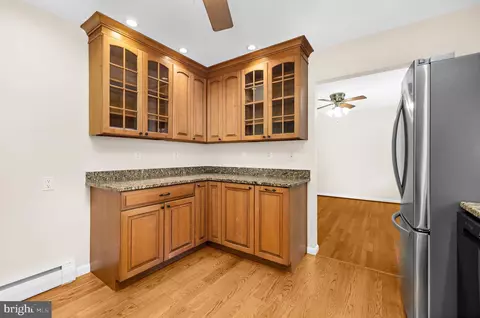 Kitchen - 577 Brock Bridge Rd, Laurel, MD 20724 photo 3 of 4