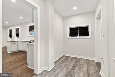 Entry Way - 405 Doris Ave, Brooklyn, MD 21225 photo 3 of 8