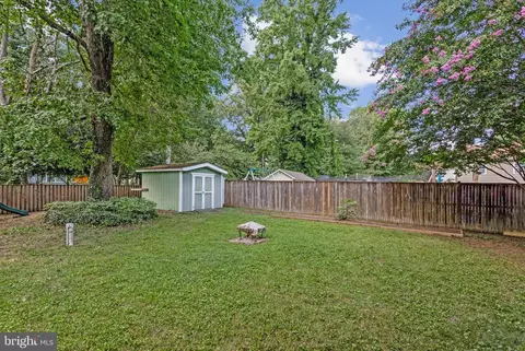 Exterior - 3602 2nd Ave, Edgewater, MD 21037 photo 10 of 11